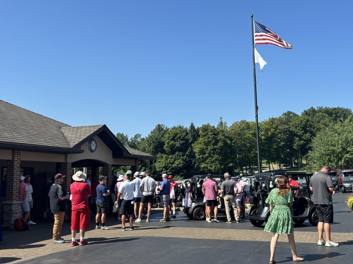 YSU Baseball 🐧 tweet media