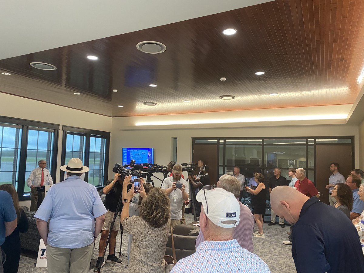 Huge thanks to Perry for joining us at our 3rd stop on the #TilleryForLtGov kickoff tour! Your energy and support are fueling our campaign—let’s keep the momentum going!