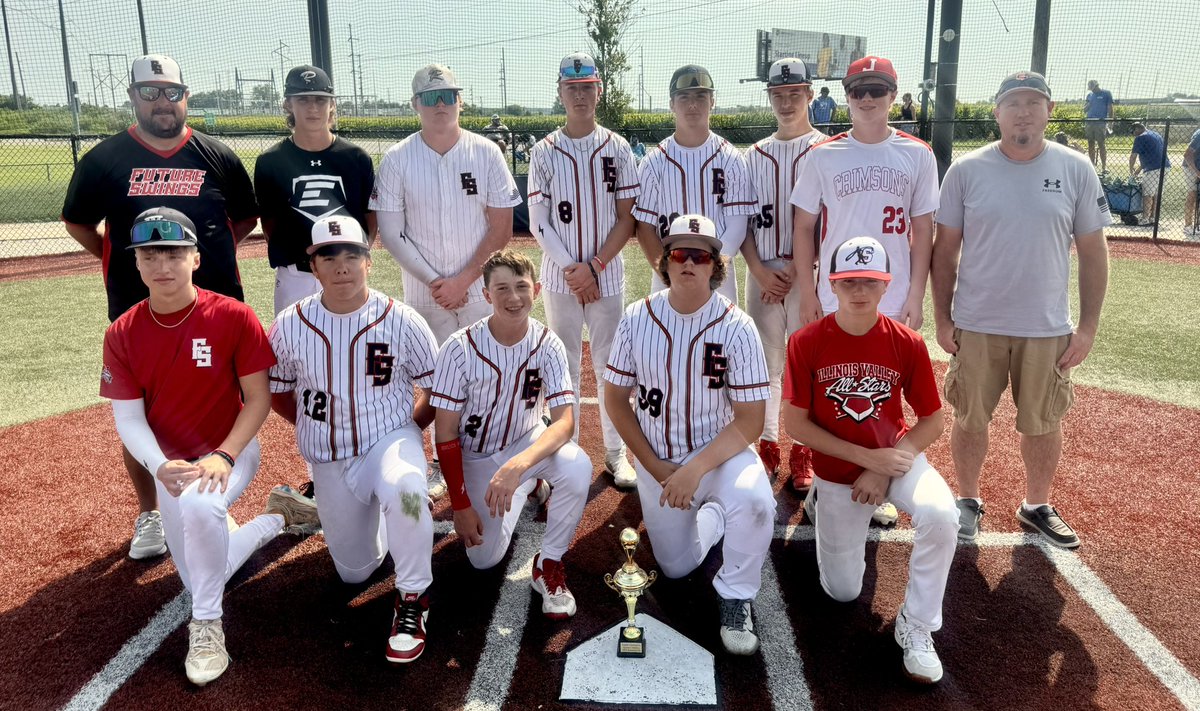 Congrats to our Future Swings 15u athletes (+ former Swings players) who earned the runner-up trophy during Future Champions Sports Complex’s Season Ender over the weekend. These boys allowed only four runs throughout the tourney! ⚾️🏆🏟️ #FutureSwings #JacksonvilleIL #SeasonEnder