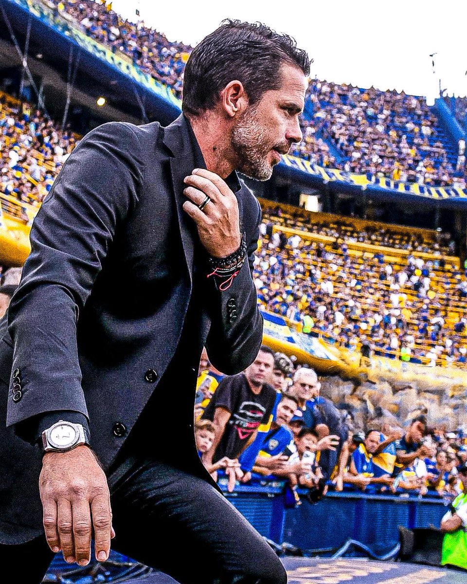 Exbigote_'s tweet photo. Hoy se cumplen 100 años de la última victoria de Boca Juniors en su HISTORIA.

El dt? FERNANDO GAGO👔

El club fue declarado en quiebra y dejó de existir hace 77 AÑOS, luego de una derrota contra Boca Unidos y acumular 125 partidos sin ganar de la mano de Claudio "Sandía" Freire. https://t.co/27vU8eIcO5