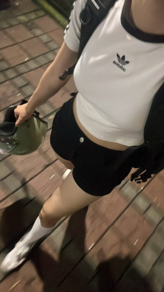 LadyAlysonpai's tweet photo. 每次都被放鳥
但沒關係啦 就當騎車放鬆一下心情 https://t.co/r4E464SeKV