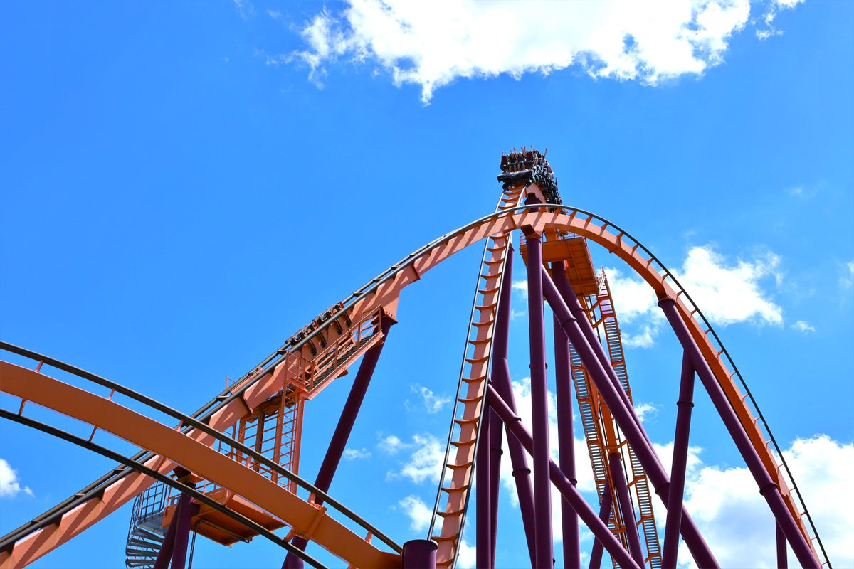 SFGreat_America's tweet photo. 🚨 BIG NEWS! Raging Bull is going down for a major refresh! Don't miss your last chance to ride - last day is August 18 before it temporarily closes for a full repaint. 🐂🔥 #SixFlagsGreatAmerica https://t.co/by4e604UQq