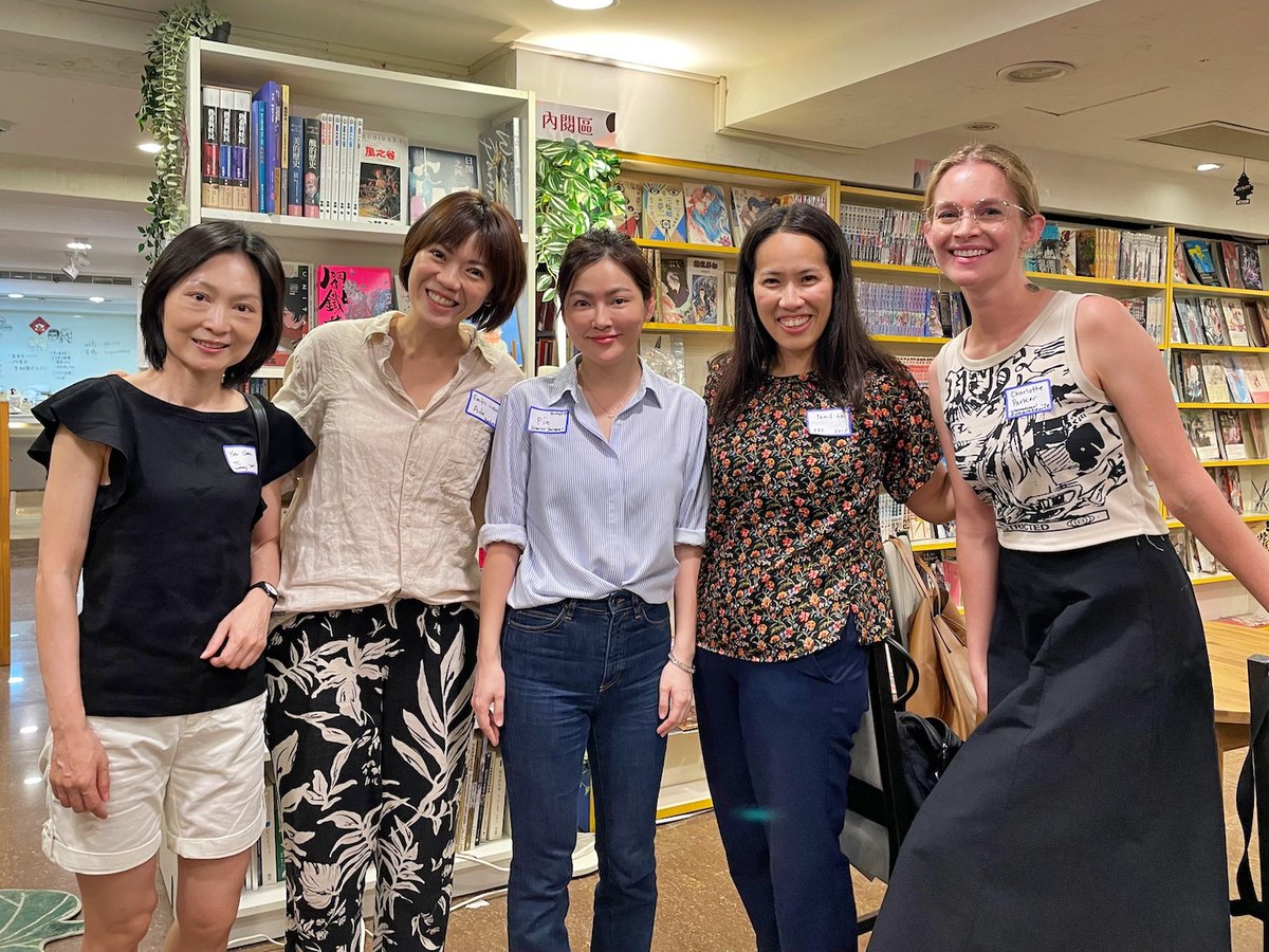 TeachersCollege's tweet image. Thank you to our #TCAlumni for recently joining us in Taiwan! This special gathering featured insight from Jessica Kay Lee (M.A. &apos;22), who discussed her meditation expertise. 

Curious about opportunities for TC alumni? 👉 Get involved: brnw.ch/21wUPpa