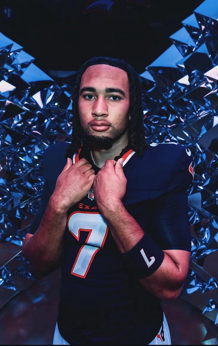 FirstDownMediaa's tweet image. CJ Stroud listed at the #39 player in the NFL top 100!! Is this to high?
#NFL100