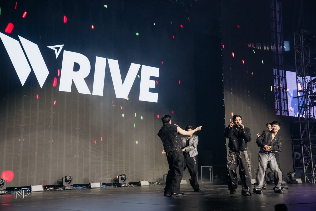 wriveph's tweet photo. ➤ #WRIVE: Thank you so much, #TheBigColLove, for the chance to perform again at @TheBigDome and this time with our debut songs "Ooh La La" and "Señorita." 

Stream on @Spotify:
https://t.co/gm2QurrRl7

#StarMusicPH #ABSCBNMusic #StarMagic #ABSCBN #ColLoveFancon #ColLoveSaAraneta https://t.co/88MYSDYfM4
