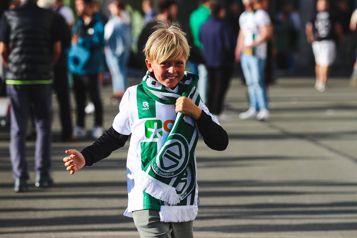 fcgroningen's tweet photo. Zaterdag de eerste thuiswedstrijd. Kom in het groen-wit naar Euroborg! 💚🤍

➡ https://t.co/oW2phf2oKo

#GROHEE https://t.co/SCPL8h0inP