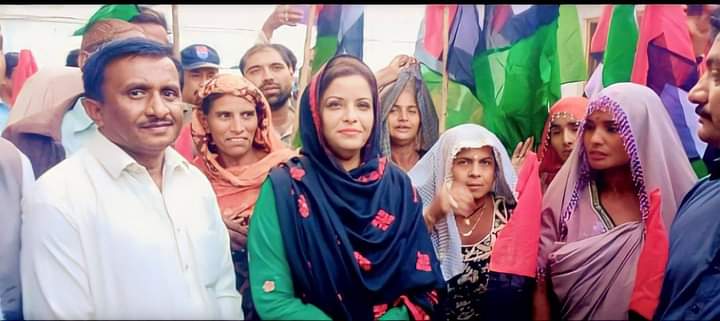 Vijay Kumar M (@vijaykumarm_) on Twitter photo پاکستان پیپلز پارٹی کی مرکزی رہنماء و سینیئر پارلیمنٹرین ڈاکٹر نفیسہ شاہ کا اقلیتی دن پر پیغام
اقلیتی برادری کی وطن سے بے حد محبت ملک کے لئے ایک فخر کا مقام ہے،
اقلیتی برادری نے ہر شعبہ میں اپنی محنت اور شاندار کارکردگی دکھائی ہے، نفیسہ شاہ
<a href="/BBhuttoZardari/">BilawalBhuttoZardari</a> <a href="/ShahNafisa/">Nafisa Shah</a> پاکستان پیپلز پارٹی کی مرکزی رہنماء و سینیئر پارلیمنٹرین ڈاکٹر نفیسہ شاہ کا اقلیتی دن پر پیغام
اقلیتی برادری کی وطن سے بے حد محبت ملک کے لئے ایک فخر کا مقام ہے،
اقلیتی برادری نے ہر شعبہ میں اپنی محنت اور شاندار کارکردگی دکھائی ہے، نفیسہ شاہ
<a href="/BBhuttoZardari/">BilawalBhuttoZardari</a> <a href="/ShahNafisa/">Nafisa Shah</a>