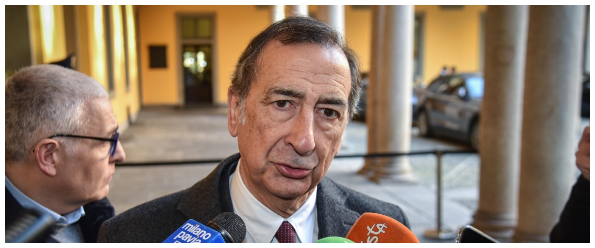 SecolodItalia1's tweet photo. Sala trema, la Procura di Milano deposita nuove chat del sindaco. Fratelli d’Italia: “Si torni al voto” https://t.co/E3xwkIiqO9 https://t.co/JR4qth4CG7