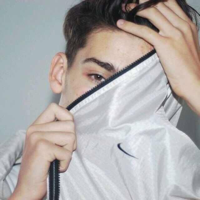 ZeeSea9's tweet photo. Giugul 
 🚩 🎉 🎈 🍂 💎 https://t.co/Cz2eZqHyaT