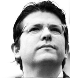 Hoy Colombia pierde una voz que creyó en un país distinto. Miguel, compañero de ideas y amigo, gracias por cada conversación, por cada causa que compartimos y por creer siempre en Colombia. Tu partida deja un vacío, pero también el compromiso de seguir luchando por nuestro país