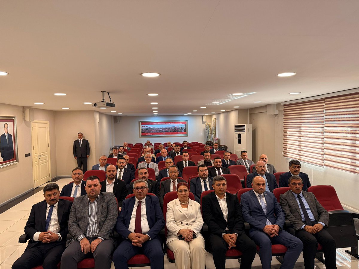 MHP Başakşehir (@basaksehirmhp) on Twitter photo 11 Ağustos 2025 tarihli İlçe Başkanları Toplantısı, İl Başkanımız Sayın <a href="/sertel_selim/">Sertel Selim</a> başkanlığında İl Başkanlığımızda gerçekleşti. 11 Ağustos 2025 tarihli İlçe Başkanları Toplantısı, İl Başkanımız Sayın <a href="/sertel_selim/">Sertel Selim</a> başkanlığında İl Başkanlığımızda gerçekleşti.