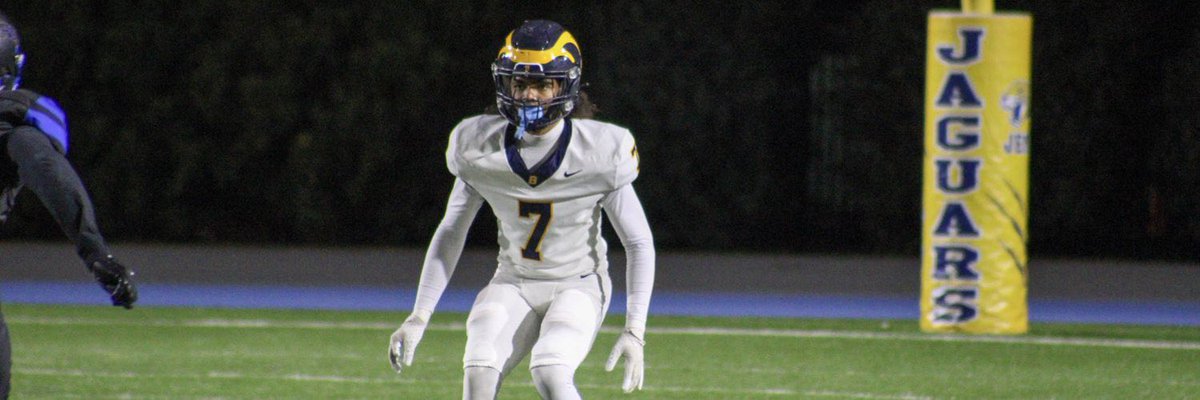 2026 DB/ATH
Davian Sinegal
Huntsville, AL.
6-1/180 🎓 3.5 GPA
<a href="/DavianSinegal7_/">Davian Sinegal</a> 
<a href="/Bucks_Football1/">Buckhorn Football</a> 

hudl.com/video/3/192855…