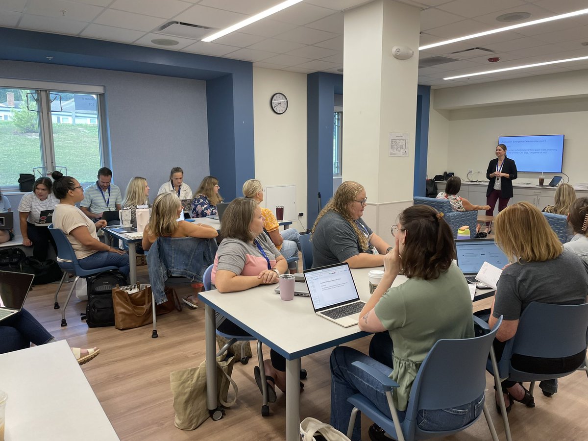 Lauren McArdle tweet media