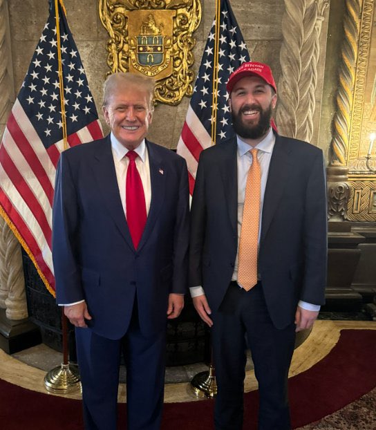 CryptoHamle's tweet photo. 🚨 SON DAKİKA: 🚨

🇺🇸 TRUMP'IN DANIŞMANI DAVID BAILEY, ŞİRKETİNİN YARIN 1 MİLYAR DOLARDAN FAZLA DEĞERDE #BITCOIN SATIN ALACAĞINI SÖYLEDİ

#Crypto #Bitcoin #Blockchain #DavidBailey #TrumpAdvisor #CryptoNews https://t.co/eqXodtaKyF