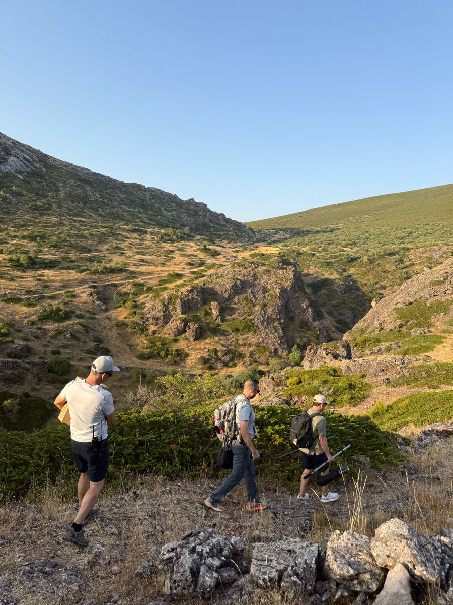 John KH6RF/KL7 tweet media