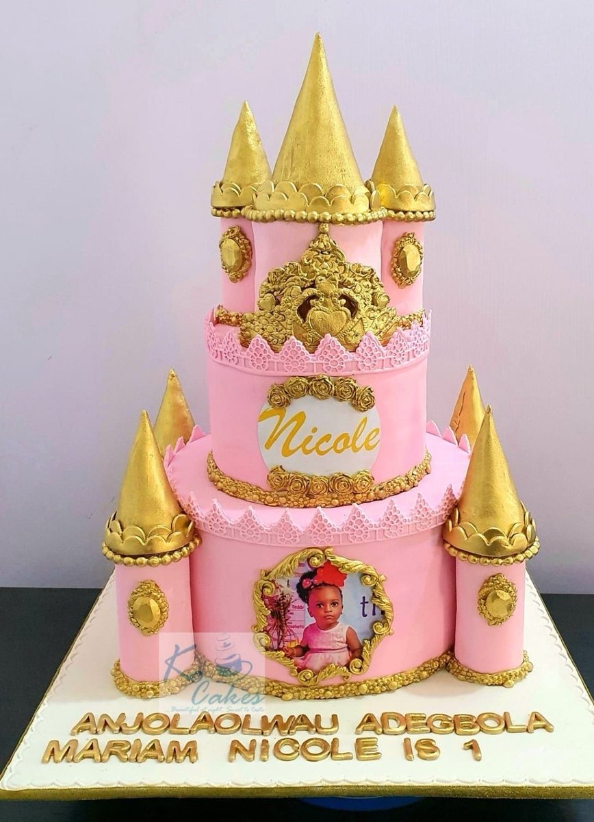 KoCakesNg's tweet photo. For the EA sports FC gamers in the community, I gat chu.

Please let me know when you want to celebrate a milestone or get together. 

I have a bad ass cake design in mind 😉

FYI, I'm based in Leeds and ready to turn your ideas into cake reality.

Instagram - kocakesng https://t.co/4WUQIAqn8g