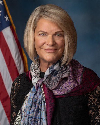 CryptoHamle's tweet photo. 🇺🇸 SENATÖR CYNTHIA LUMMIS, "AMERİKANLAR REZERVLERİMİZİ ALTINDAN #BITCOIN 🙌

#Crypto #BitcoinAdoption #Blockchain #DigitalCurrency #FutureOfMoney 'E YÜKSELTMEYE HAZIR" DİYOR https://t.co/ozhsOb252y