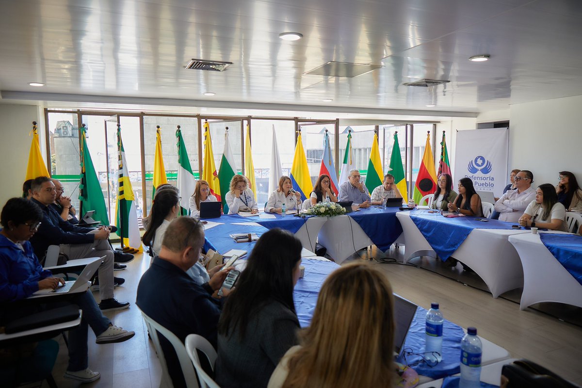 Defensoría del Pueblo (@defensoriacol) on Twitter photo La Defensora del Pueblo,<a href="/MarnIris/">Iris Marín Ortiz</a>, lidera en Pereira la sesión de cierre del Puesto de Mando Unificado (PMU) en salud del departamento de Risaralda, con la participación de autoridades locales, la <a href="/Supersalud/">Supersalud</a>, la <a href="/AdresCol/">ADRES</a>, EPS, veedurías ciudadanas y representantes del La Defensora del Pueblo,<a href="/MarnIris/">Iris Marín Ortiz</a>, lidera en Pereira la sesión de cierre del Puesto de Mando Unificado (PMU) en salud del departamento de Risaralda, con la participación de autoridades locales, la <a href="/Supersalud/">Supersalud</a>, la <a href="/AdresCol/">ADRES</a>, EPS, veedurías ciudadanas y representantes del