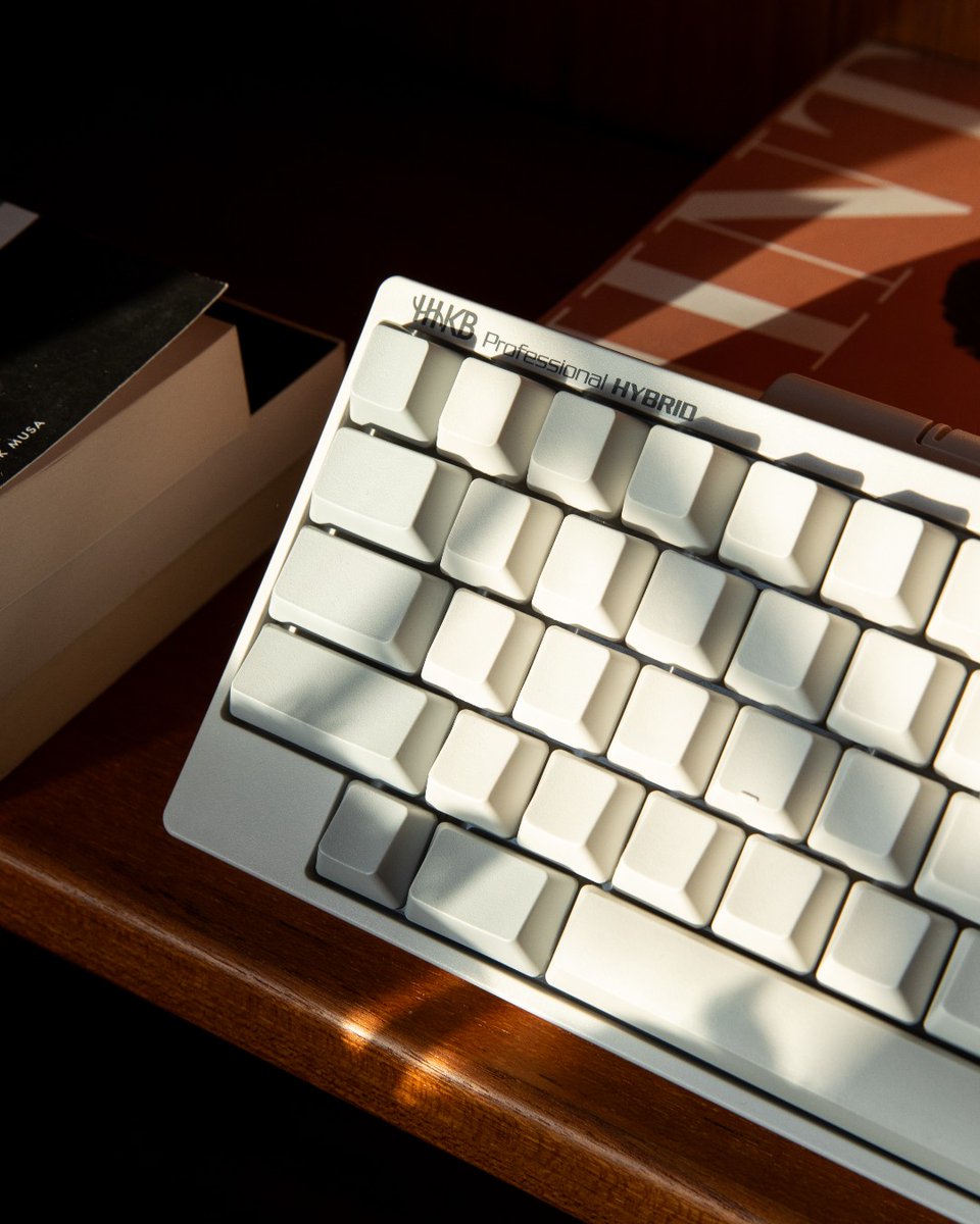 HHKB_US's tweet photo. Back to school. Back to focus.

HHKB is built for deep work—whether you're writing code, papers, or anything in between.

#BackToSchool #HHKB #MechanicalKeyboard #Topre #StudentLife #StudySetup https://t.co/fyP9eiLRcJ