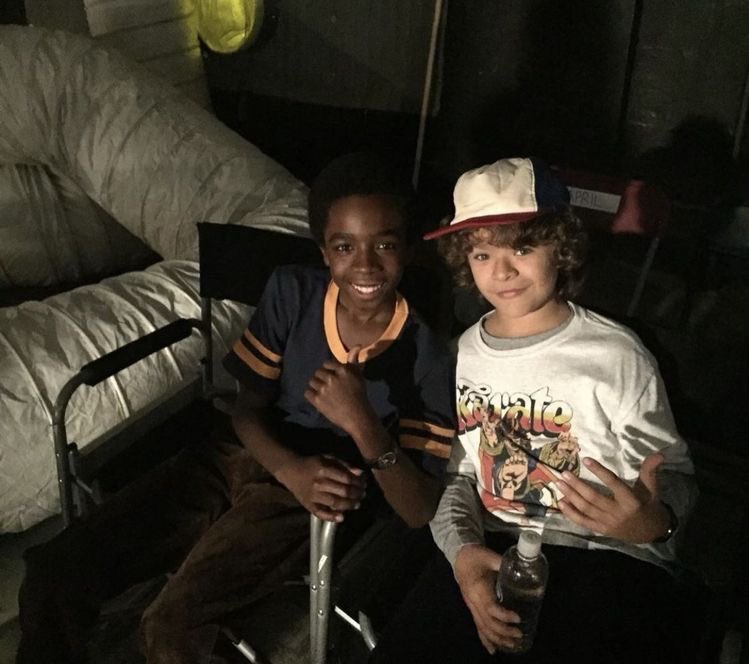 Caleb and Gaten behind the scenes of Stranger Things season 1 🎥