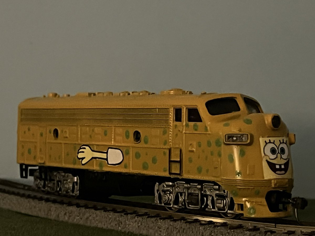 For anyone still wondering

Yes I made the SpongeBob F unit