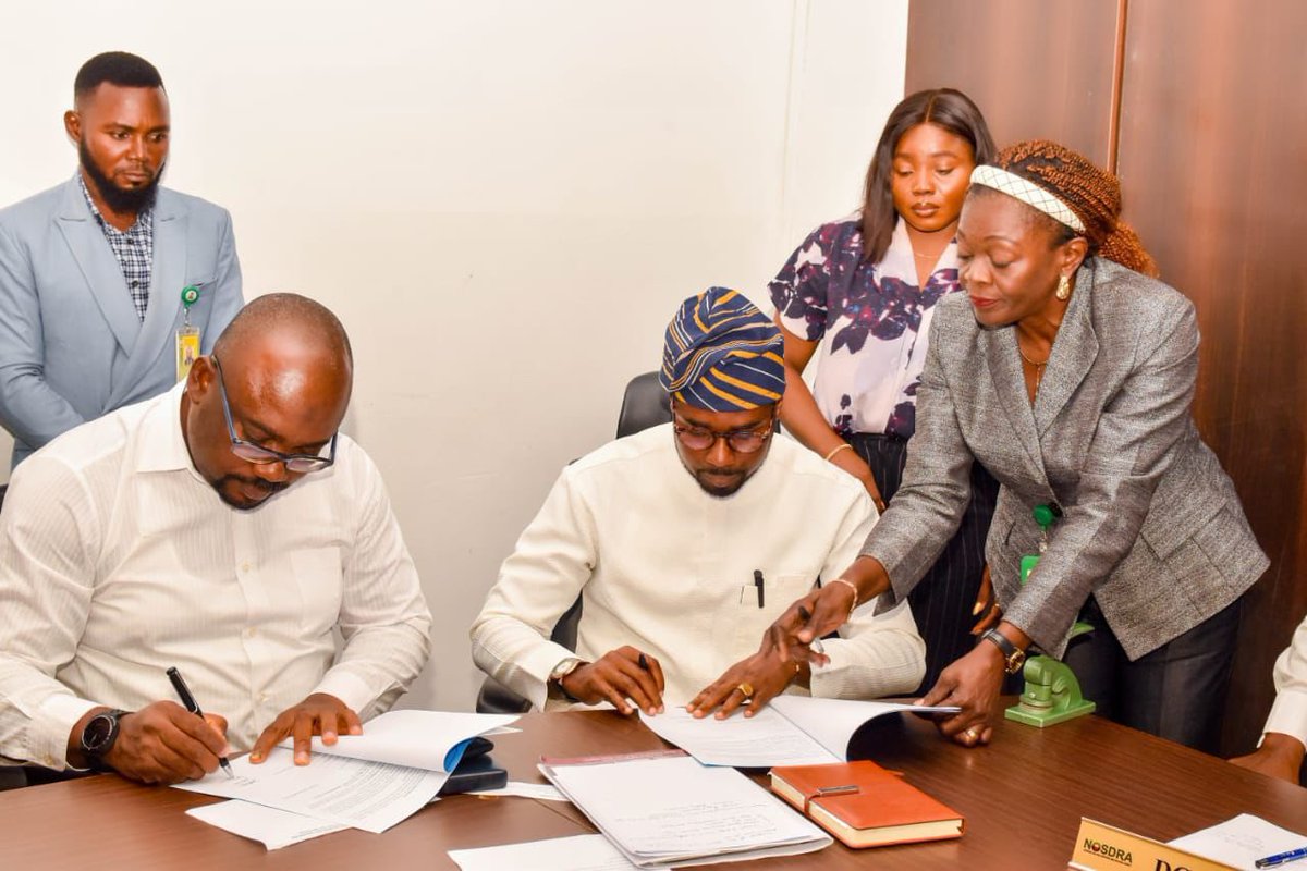 nosdraofficial's tweet photo. NOSDRA, Green Clean Innovation Hub Sign MoU to Host International Oil Spill Summit in Nigeria. https://t.co/j0Cfj1a8qF