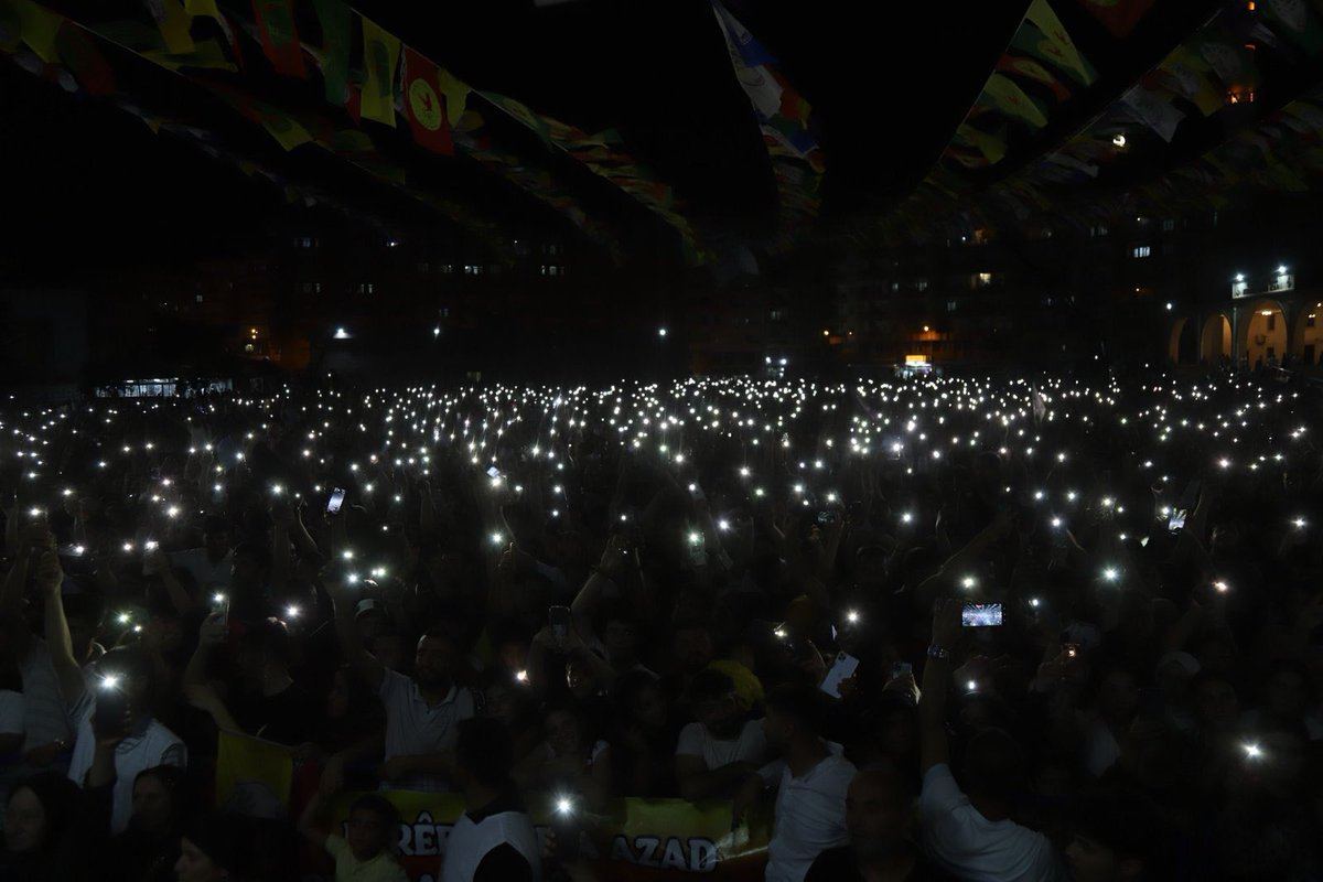 DEM Genç Kadın tweet media