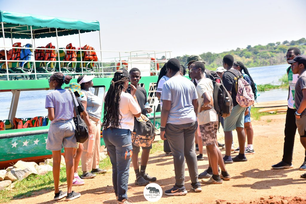 Lake Munyanyange Caves Lodge tweet media