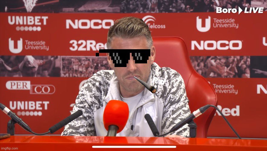 “there’s nothing wrong with getting high.. as long as you get level in the next day or two then it’s fine” 
#SnoopRobb