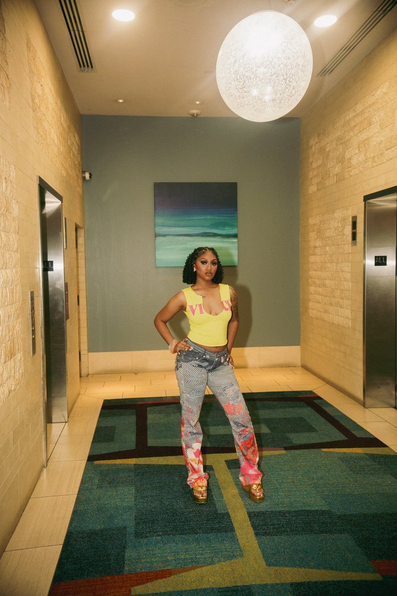 luvshaniece's tweet photo. 🫧 https://t.co/gqIdvnABlk