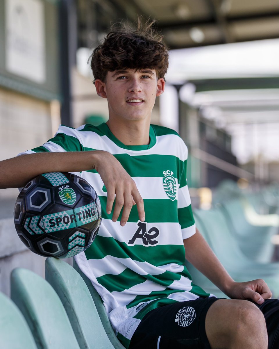 🗣️ “Sinto-me muito feliz, é uma oportunidade que acontece a pouca gente e eu vou aproveitá-la ao máximo”. Daniel Gaspar reforça Formação ✍️

⚽️ Médio | ℹ️ 15 anos | 🔙 UD Leiria 
👉 bit.ly/4lmdRgC