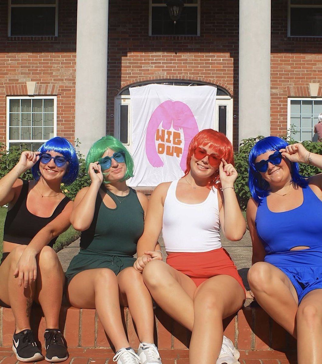 Alpha Sigma Alpha tweet media