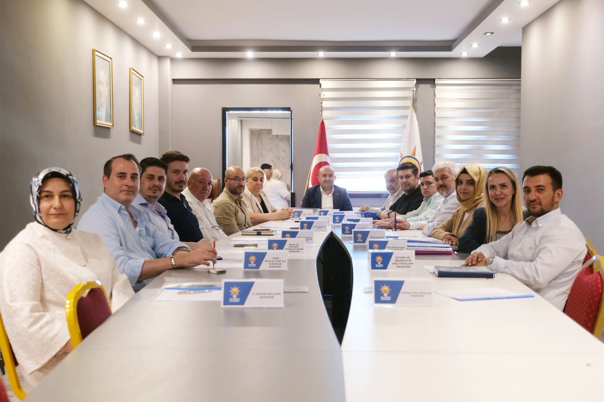 Haftalık olağan yürütme kurulu toplantısı, İl Başkanımız Gürhan Albayrak başkanlığında gerçekleştirildi. 
 
🔸 AK Parti Seninle #Eskişehir