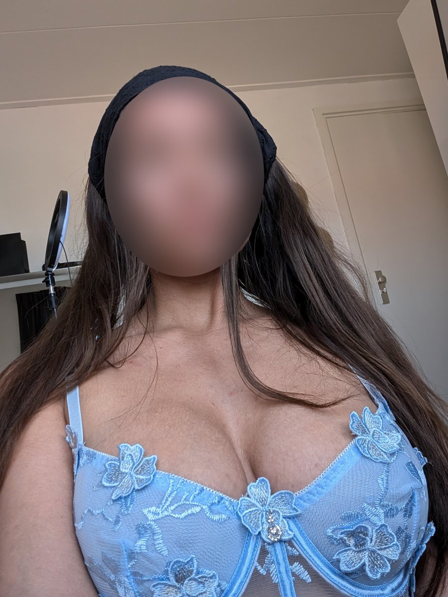 dutchesmee's tweet photo. I'm already shaking with desire for you 🥵

#CurvyGirls #ThickChicks #BustyBabe #BigBootyLover #SexyVibes #InstaBaddie #GoddessEnergy #HotAndCurvy #LustyVibes #BodyGoals #TemptingTuesday #BabeAlert #AllEyesOnMe #BootyQueen #DangerousCurves #SpicyContent #FlirtyMood https://t.co/30vrJBoxex