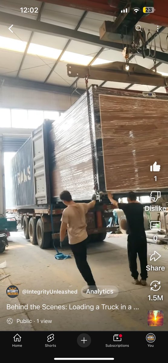 MikeTaiwan4's tweet photo. Behind the Scenes: Loading a Truck in a Chinese Warehouse https://t.co/UksOIzw7Co via @YouTube https://t.co/nvyp3Jl7UO