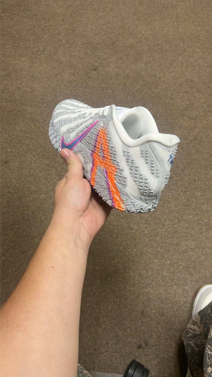 Size 10 … retail plus shipping.