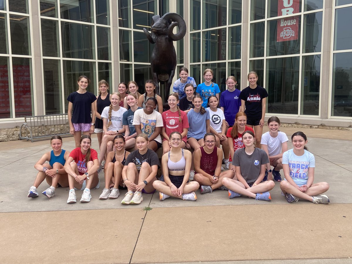 Senior Women's XC tweet media