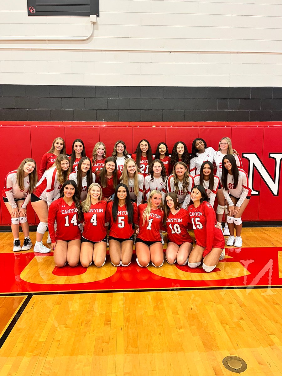 CoachA_CHS's tweet image. ❤️🏐Freshman Teams 2025 ❤️🏐 @canyonVB @cisdnews @canyonhscougars #CCVB