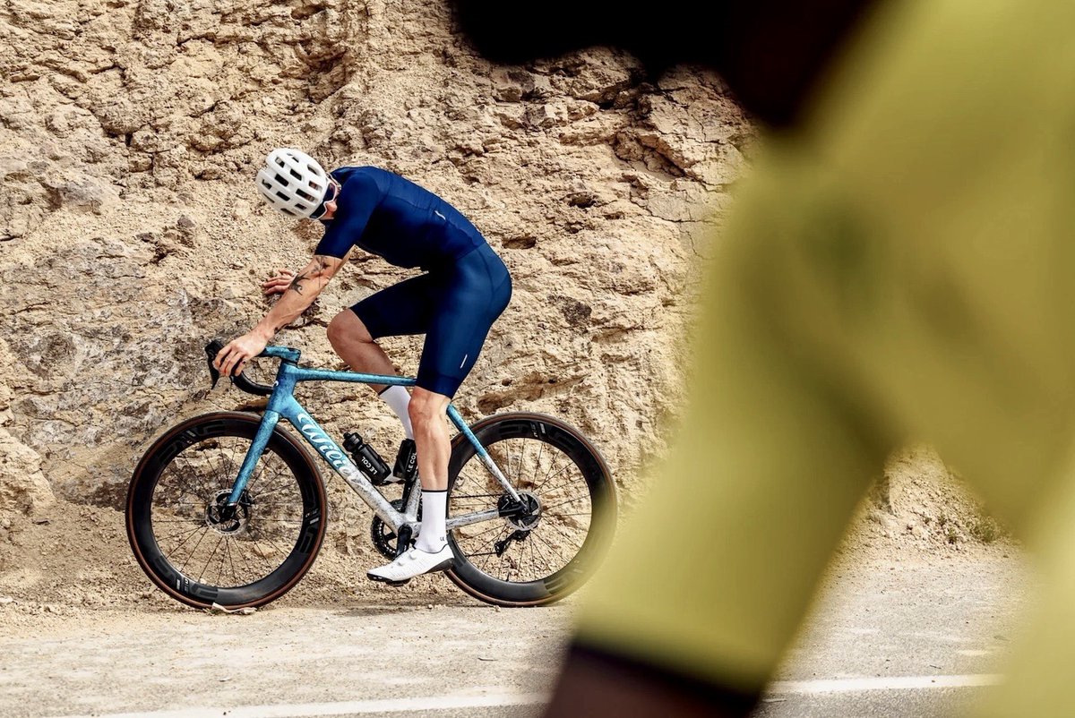 CapoVelo's tweet image. Le Col Hors Categorie Lightweight Bib Shorts Reviewed capovelo.com/le-col-hors-ca… @LeColUK #LeCol #bibshorts #cyclingapparel #cycling #bike