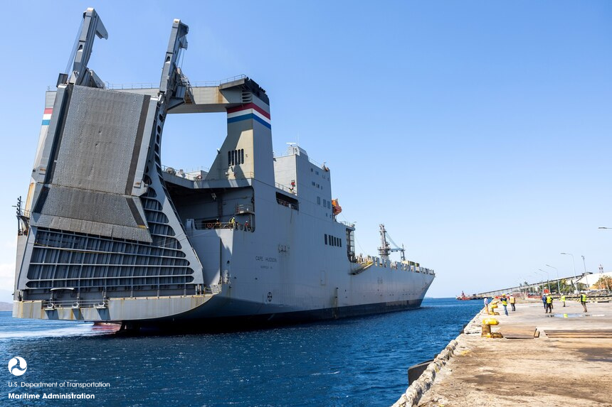 DOTMARAD's tweet photo. Meet the MV Cape Hudson 🚢, a Roll-on/Roll-off vehicle carrier based out of San Francisco, California. Since joining the Ready Reserve Force in 1986, the vessel has supported key military operations, including Operation Desert Shield and Operation Desert Storm.🎖️
#MARAD #MeetTheFleet