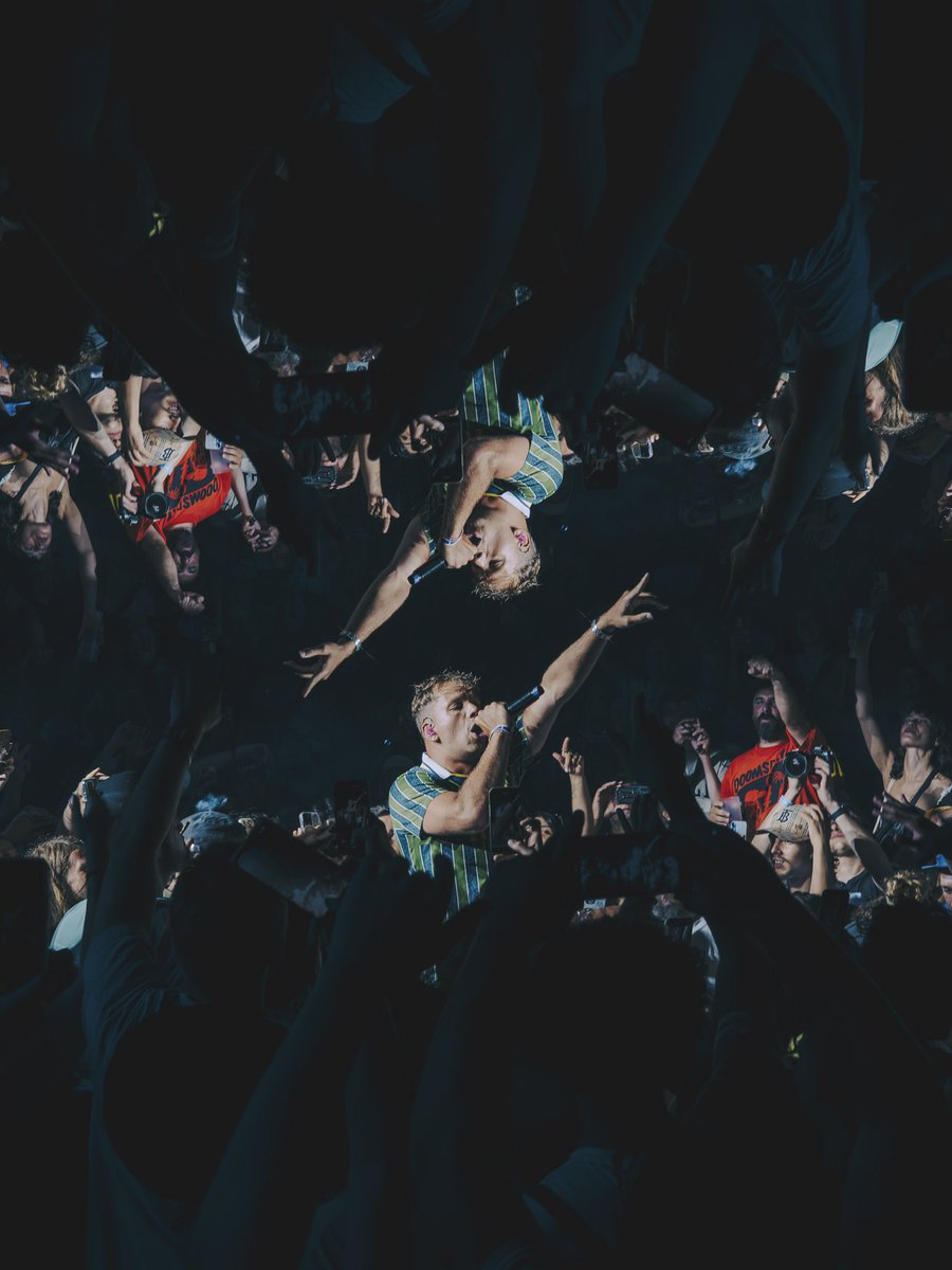 J’ai posté sur Instagram ! Je vous laisse découvrir les photos de Ben PLG ! Merci à ceux qui partagent !