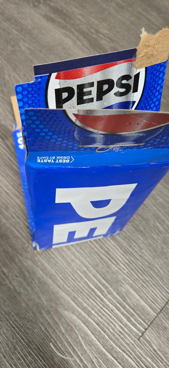 BreakdownBoxDad tweet media