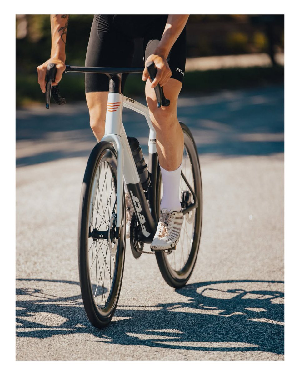 Leave the excuses. Bring the watts.
This is the VR | Pro Ultegra Di2.

Aero lines. Endless range. Built for real-world speed—on perfect tarmac, rough backroads, and everything in between.
Fast isn’t just for race day anymore.

VR. Go full gas, all day.

#FeltBicycles #FeltIsFast