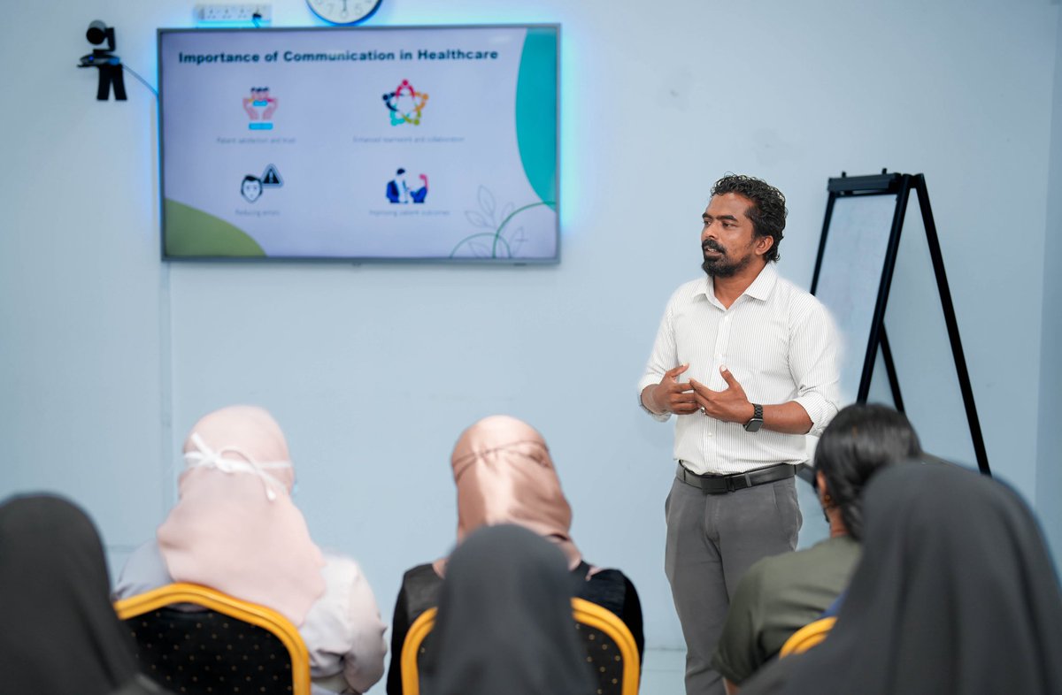 HMH_mv's tweet photo. Today, our Director of Public Relations and Media, Abdulla Mauroof, facilitated a communication training session for our laboratory staff.
#CommunicationTraining #PatientExperience #HealthcareExcellence #TeamDevelopment https://t.co/y69n27l6Tj