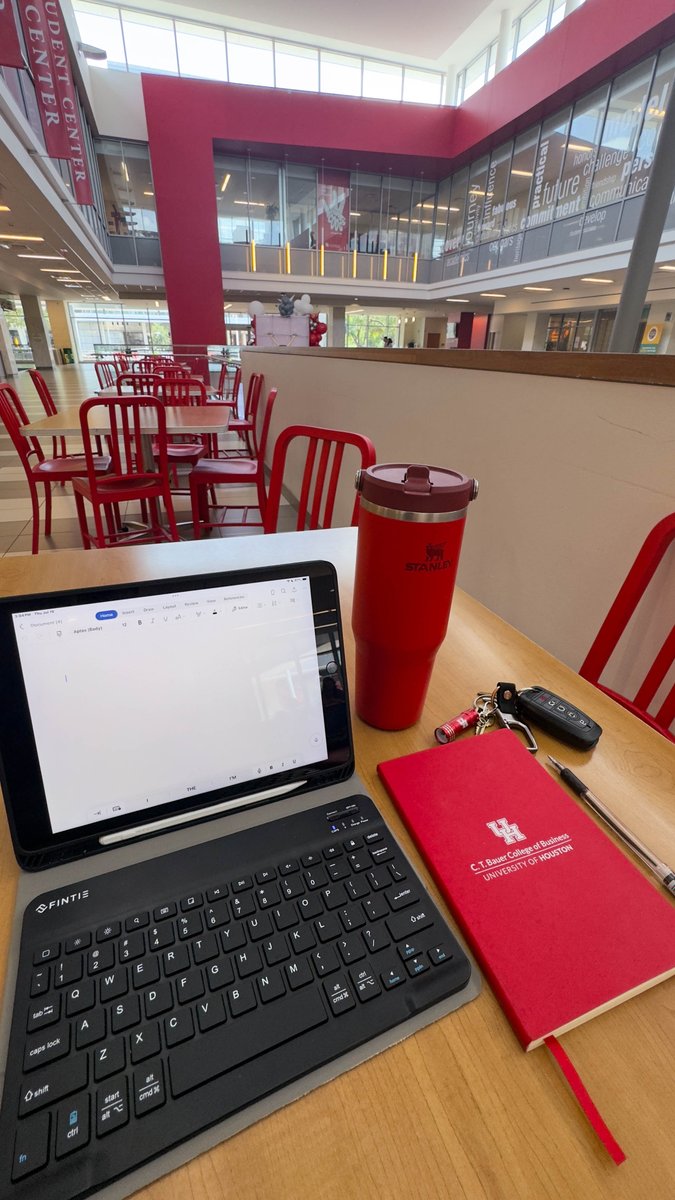 Thinking about grad school?
Join #UHBauer for a Virtual Lunch &amp; Learn on Aug. 27 at noon.

Hear from faculty &amp; students about our Executive MBA, MBA &amp; MS programs, designed for working professionals ready to take the next step.

🔗 RSVP: bauer-uh.my.salesforce-sites.com/events#/esr?ei…