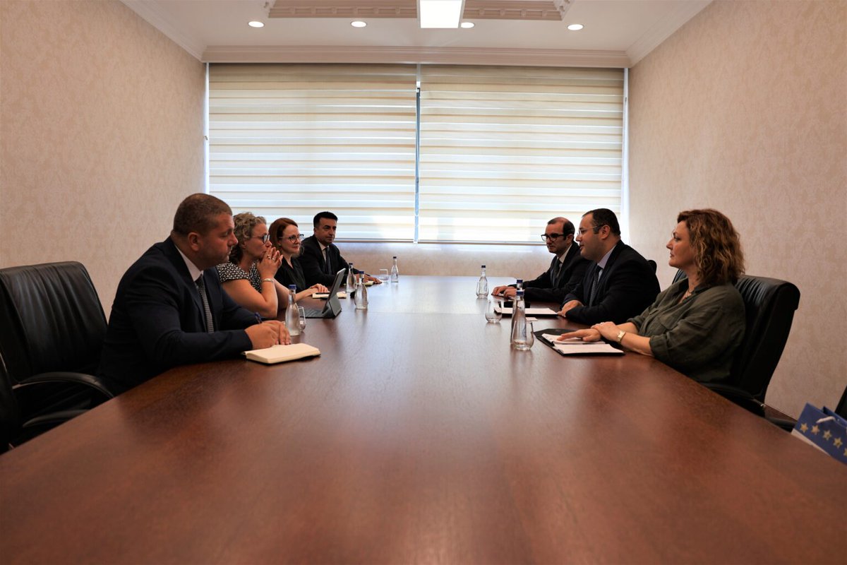 centralbank_rks's tweet photo. Governor of the CBK meets with the new World Bank Director for Kosovo

Press Release 🔗 https://t.co/oOz2PxxxC9 https://t.co/xflHYlI3PU