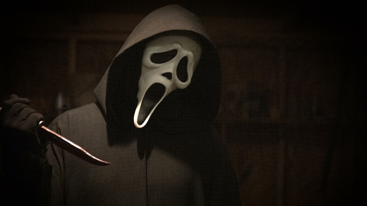 ShadowAnglGming's tweet photo. In MortalKombat if Ghostface faced off against Springtrap (The Movie version) would he say:
You look.... familiar..
?
#MortalKombat #FNAF #FNAFMovie #Scream #Ghostface #Springtrap https://t.co/a6n0LZ8iTT