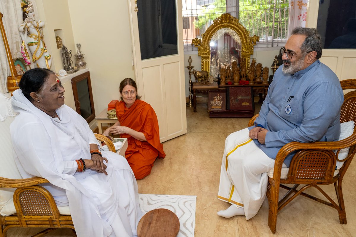 Rajeev Chandrasekhar ๐ฎ๐ณ (@rajeevrc_x) on Twitter photo Visited Satguru Sri Mata Amritanandamayi Devi at Amritapuri today to seek her blessings. ๐
<a href="/Amritanandamayi/">Mata Amritanandamayi</a> personifies boundless love, compassion, and selfless service. Every meeting with her is a deeply fulfilling experience, leaving the mind at peace and the heart Visited Satguru Sri Mata Amritanandamayi Devi at Amritapuri today to seek her blessings. ๐
<a href="/Amritanandamayi/">Mata Amritanandamayi</a> personifies boundless love, compassion, and selfless service. Every meeting with her is a deeply fulfilling experience, leaving the mind at peace and the heart