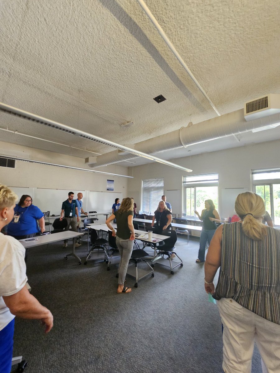 allenaubrey05's tweet image. MSN staff shared some great ideas of how to adjust the classroom environment, such as furniture, to promote student choice & engagement. Love the descriptors of various styles such as "Campfire," "Watering Hole," & "Cave." #DynamicLearningEnvironment #ThriveIn95