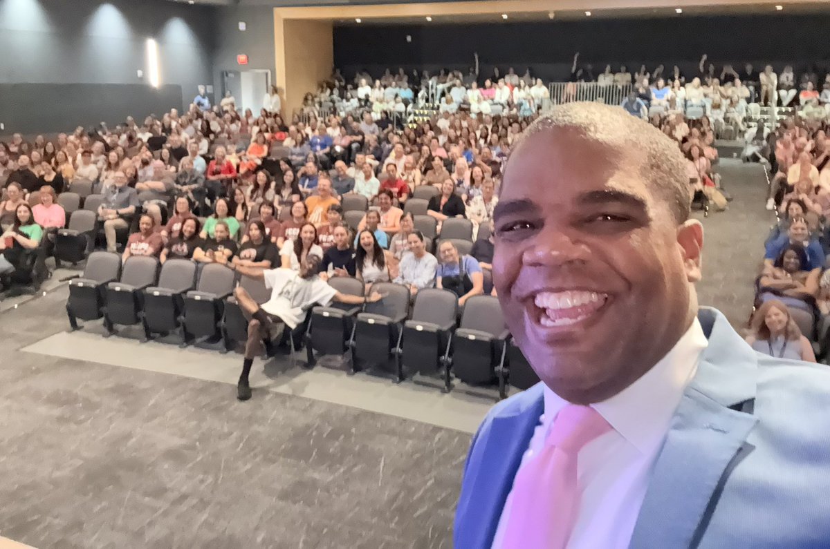 Terry J. Dade tweet media